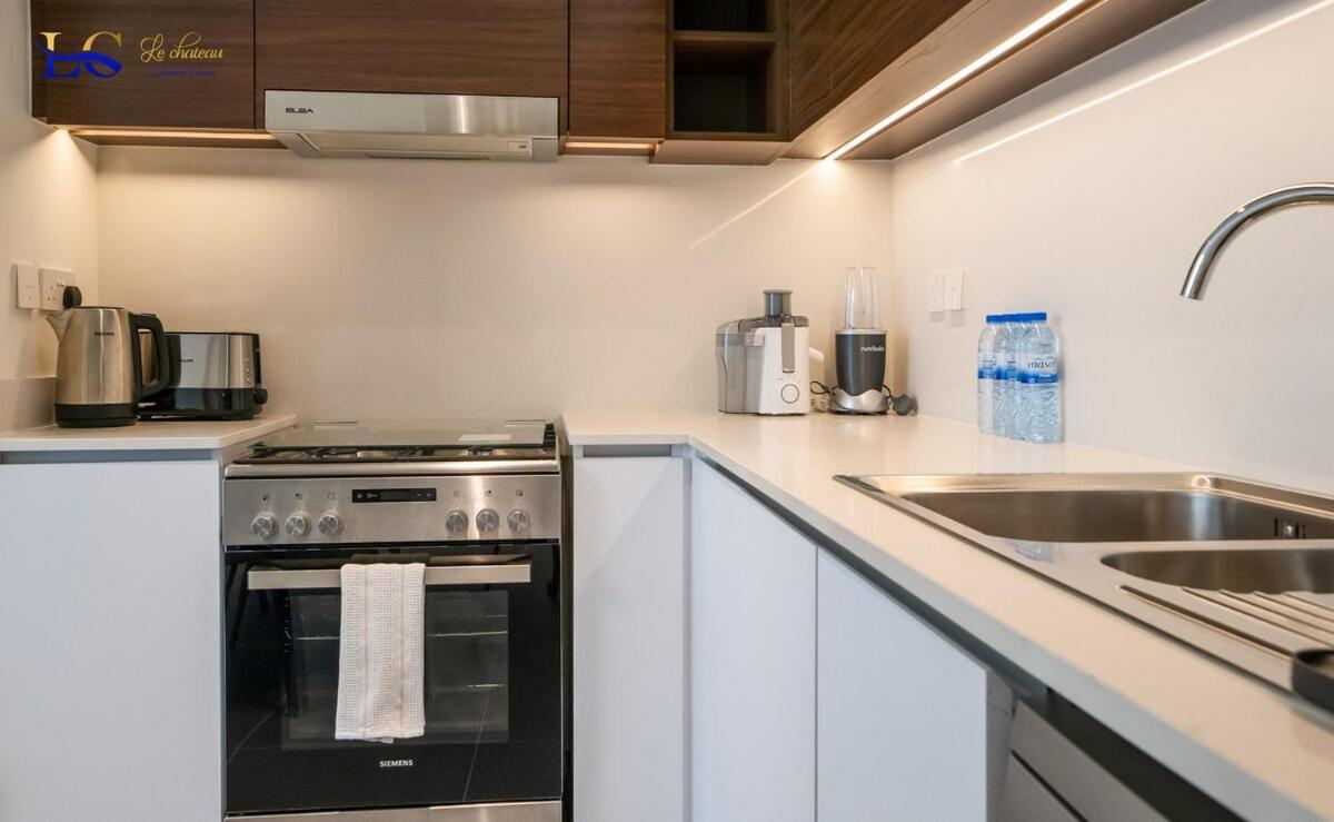 Apartment 2 Bed With Full Creek Canal View Dubai
